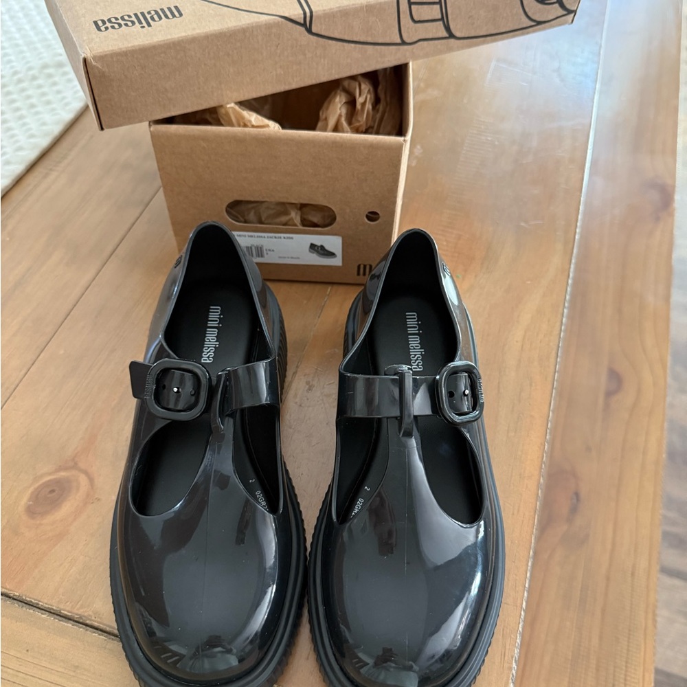 Mini Melissa Black Dress Shoes Elegant and Versatile